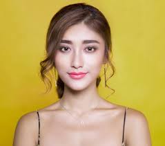 Nadine Lustre